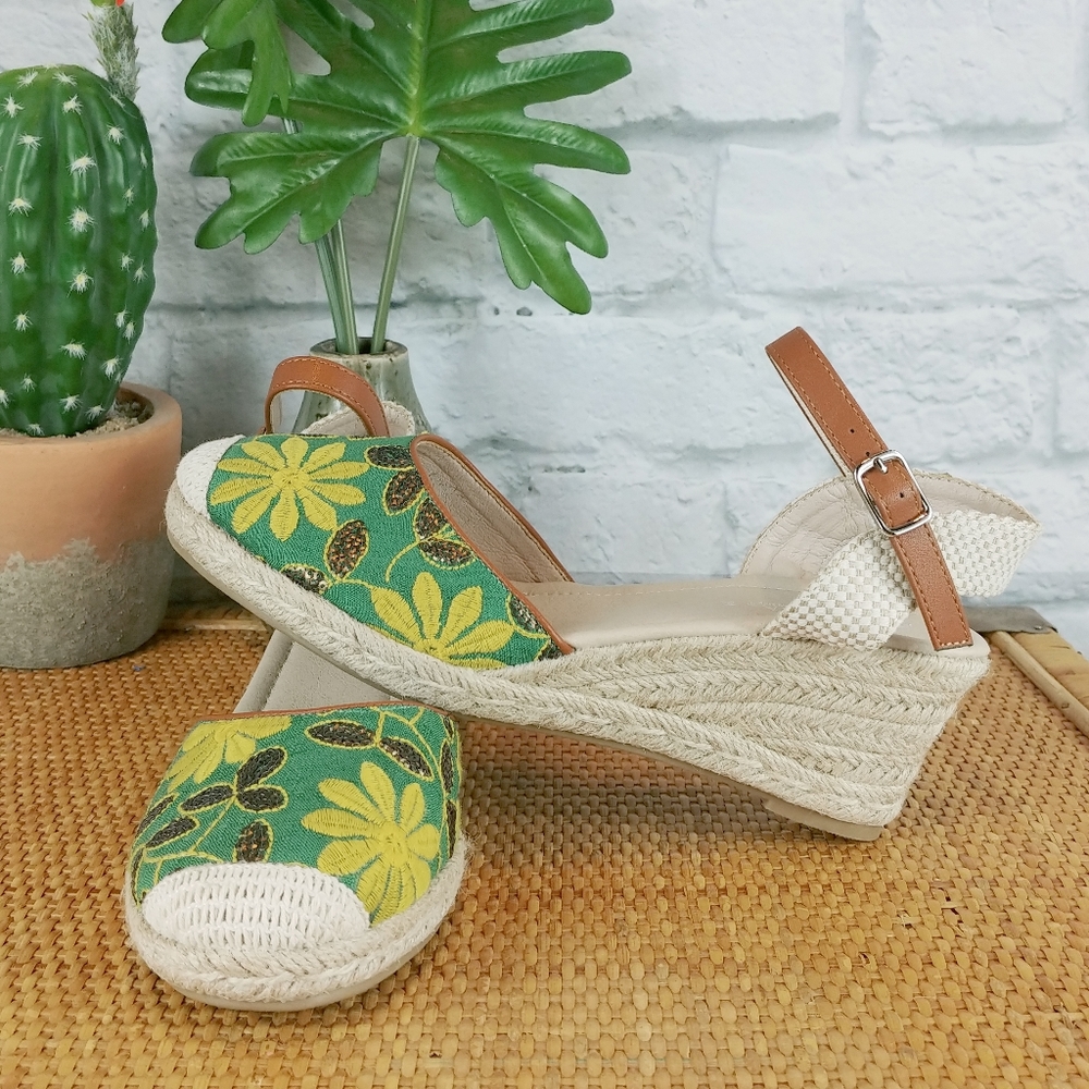 Patrizia by SPRING STEP Raki Sandals Wedges Size 9